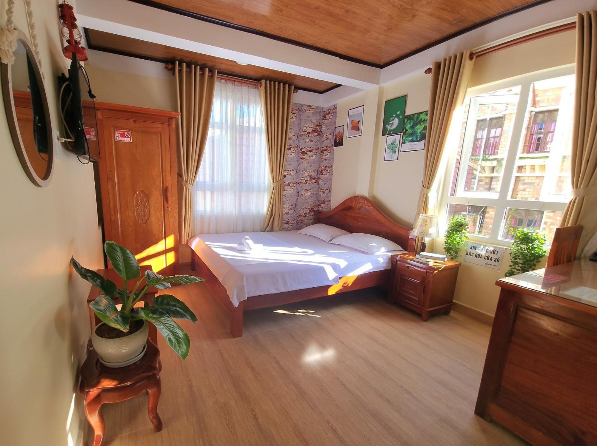 Binh Dao Hotel - Khach San Ngay Trung Tam Gia Re 大叻 外观 照片