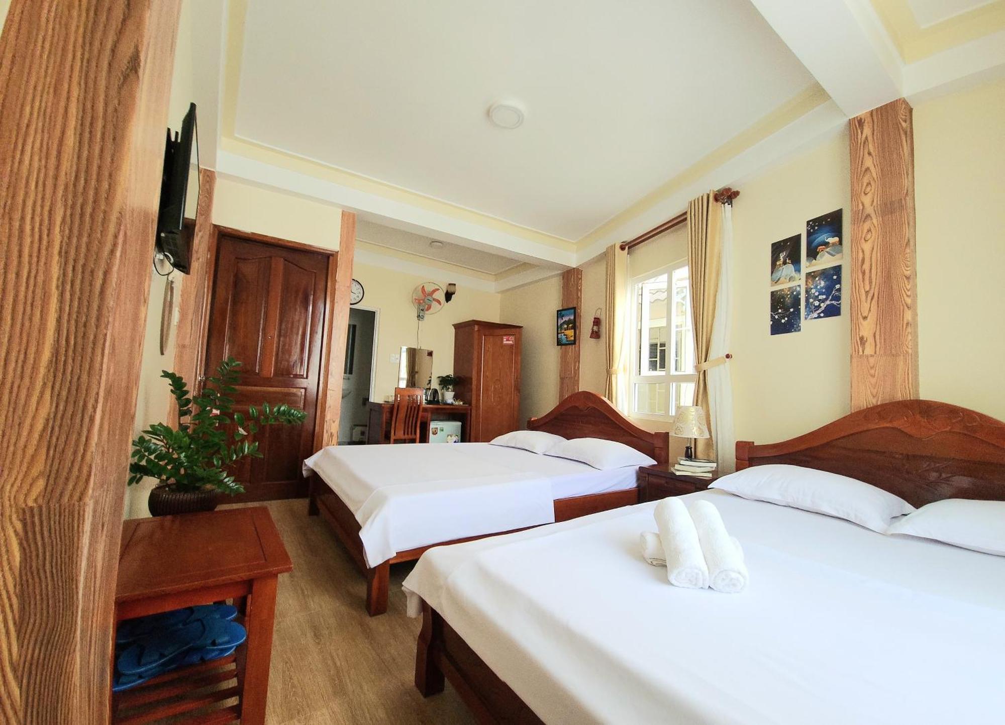 Binh Dao Hotel - Khach San Ngay Trung Tam Gia Re 大叻 外观 照片