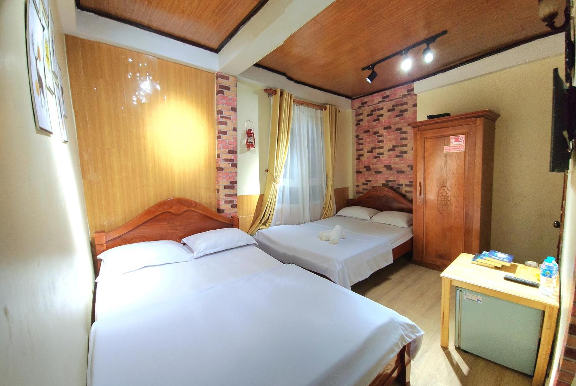 Binh Dao Hotel - Khach San Ngay Trung Tam Gia Re 大叻 外观 照片