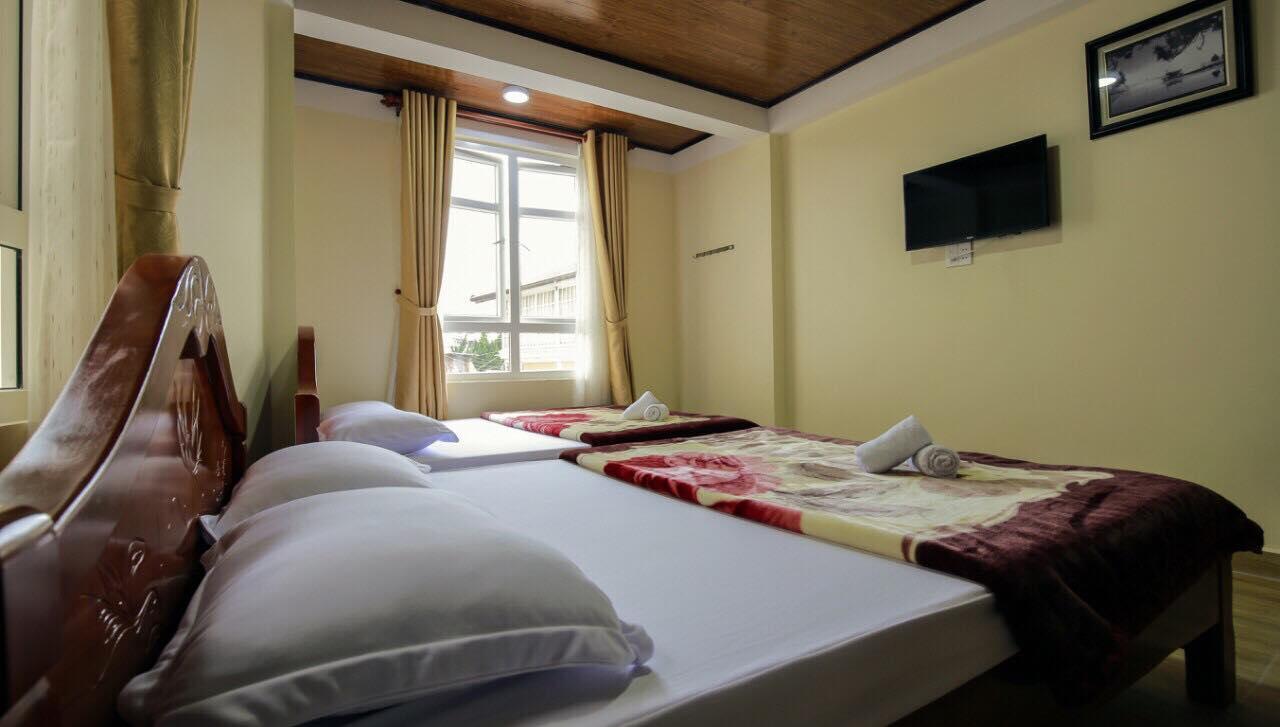 Binh Dao Hotel - Khach San Ngay Trung Tam Gia Re 大叻 外观 照片